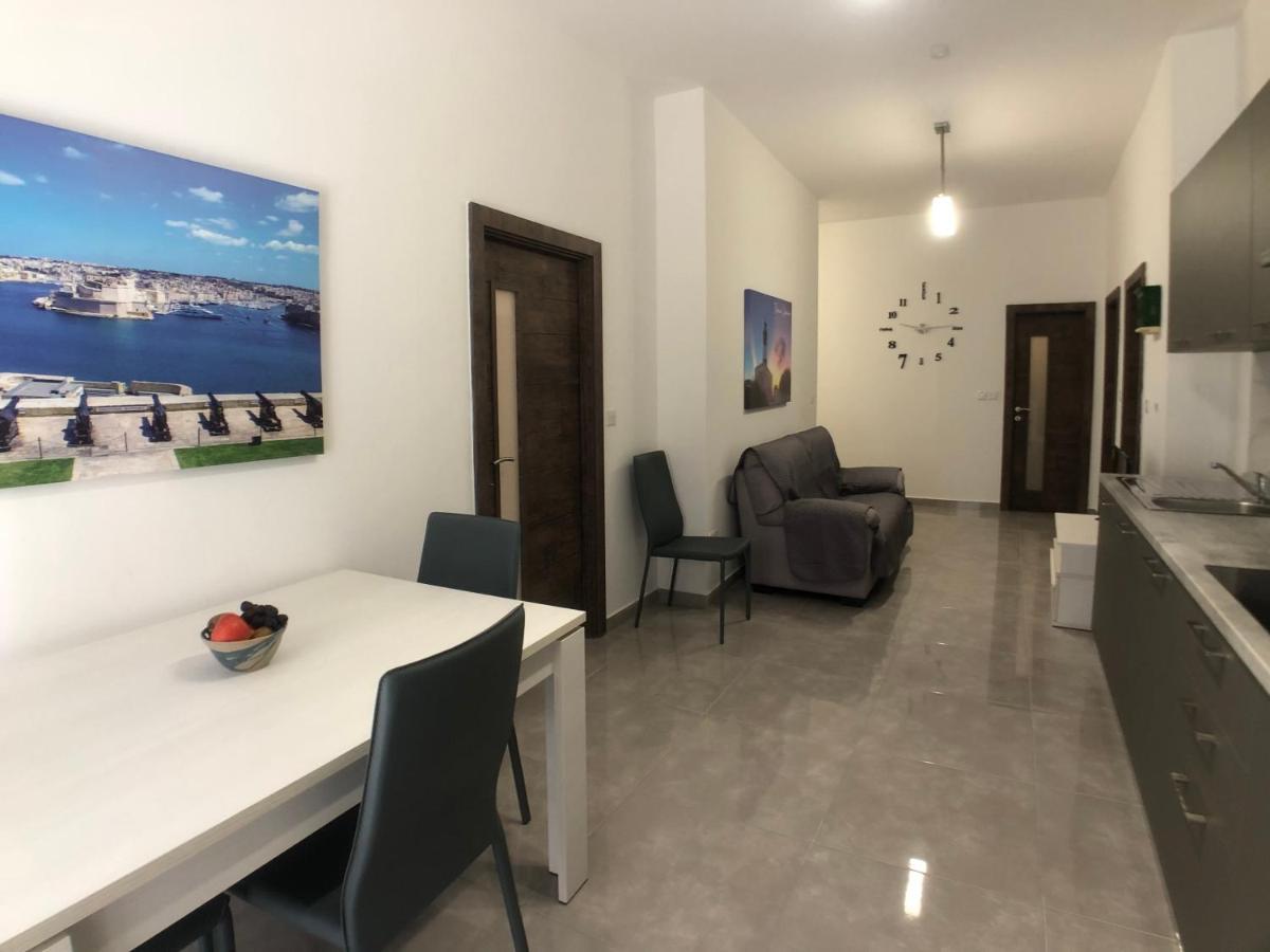 Central Close To Uni, Sliema & Mater Dei